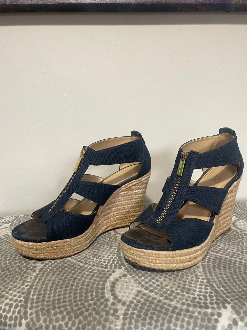 Michael Kors Navy Canvas Zip Front Espadrille Wedges. Size 8.5.